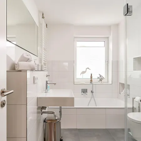 Haffhaus 13c Kapitaenskajuete بيت للعطل *